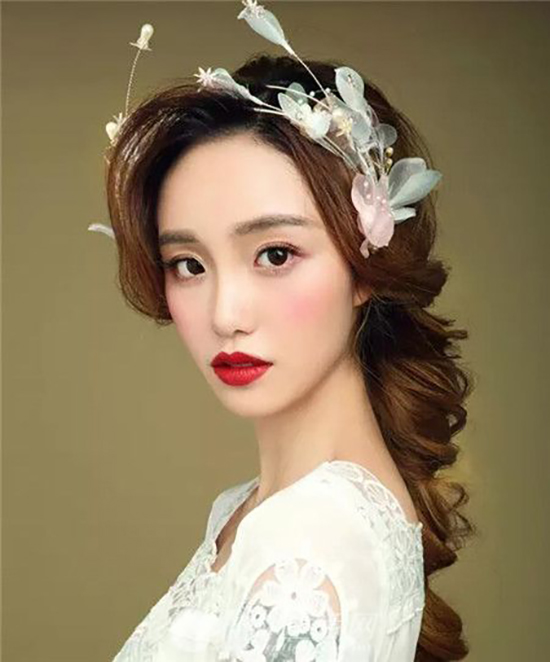 新娘妆容分析大盘点，你最适合哪种？日式韩式还是欧美风？